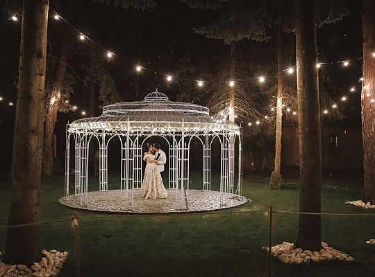 Ślub plenerowy w altanie