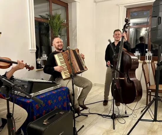 Grafika Muzyka na żywo w Dolce Vita