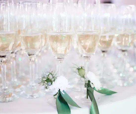 Grafika Eleganckie dekoracje na uroczystości weselnej w Dolce Vita